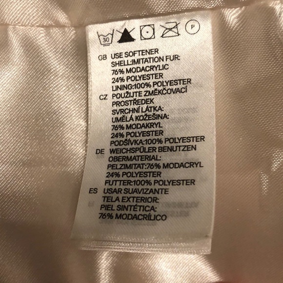 Divided brand Fur Vest - Picture 6 of 7